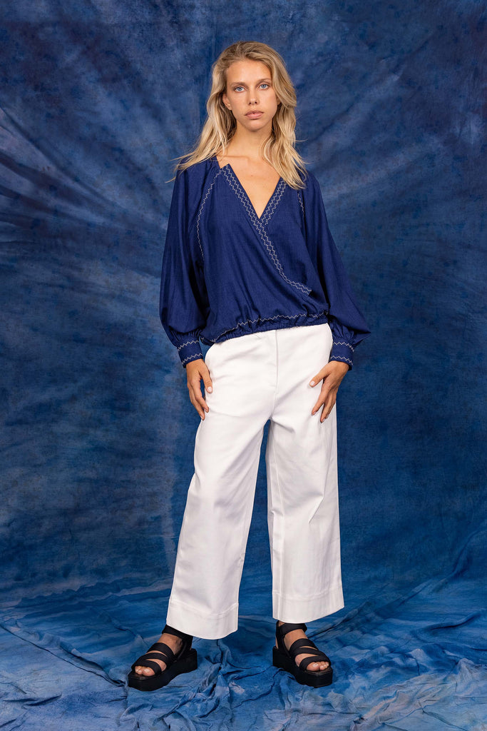 Chemise Alala Bleu Denim à la fois élégante et casual pour un look ultra féminin