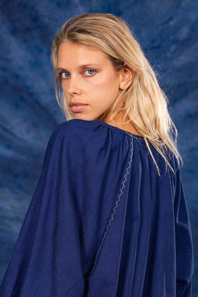 Chemise Alala Bleu Denim classique intemporel, futur partenaire de votre jean