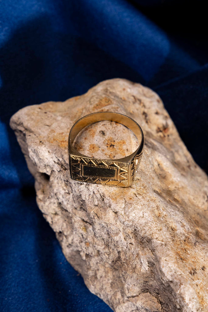 Bague Louis Doré - Ombre Claire un bijou précieux à porter avec toutes vos tenues