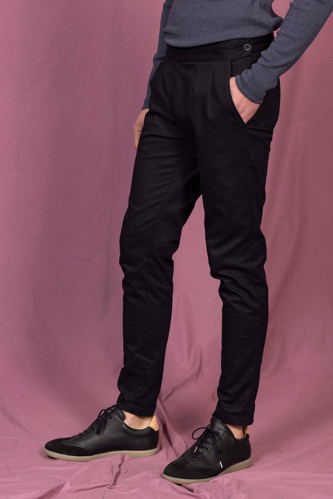 Pantalon Caiman Noir pantalons élégants pour hommes, déclinés dans une large gamme de motifs et de coupes