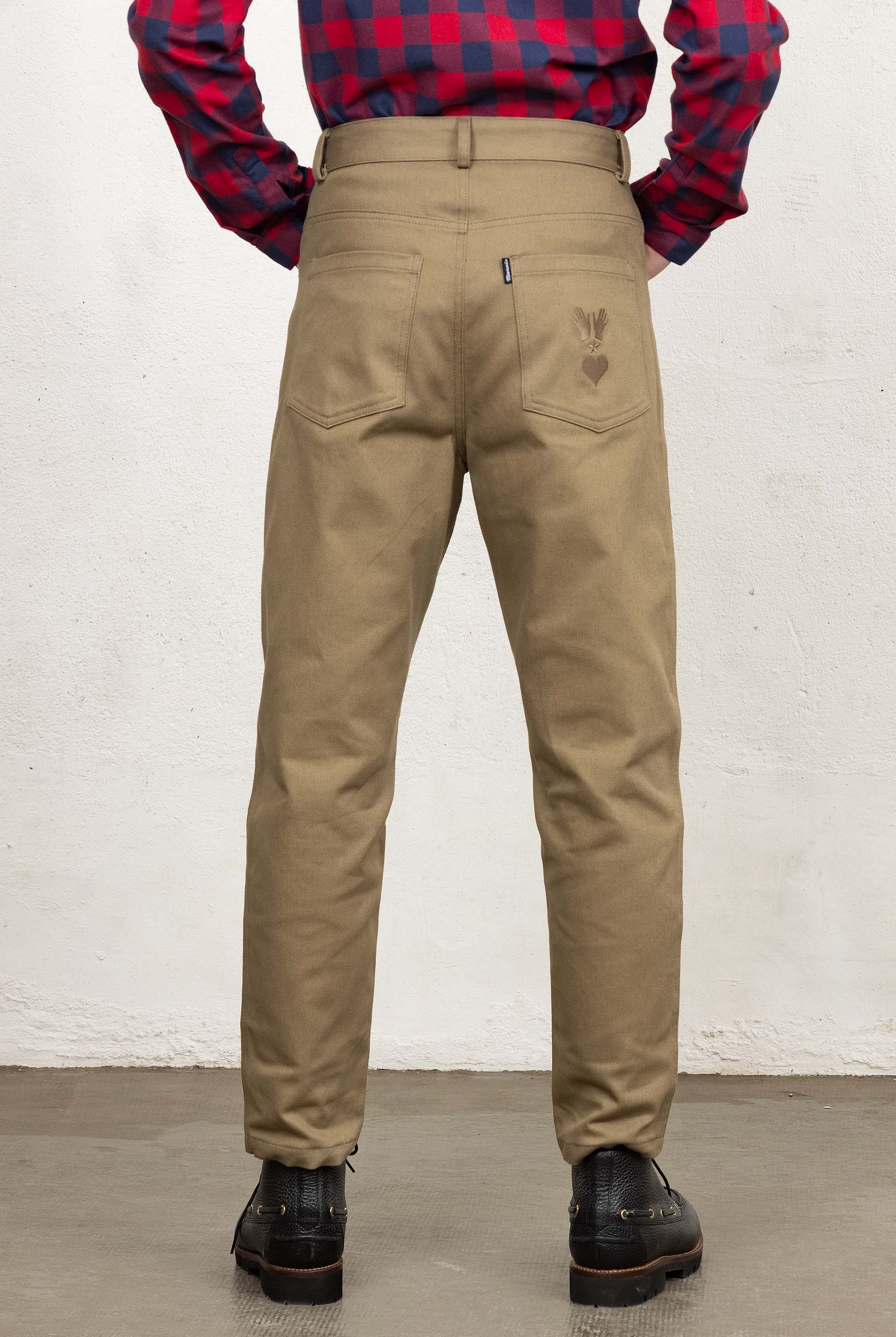 Pantalon Defensor Marron Clair particulièrement confortables et stylés, parfaits à porter au quotidien