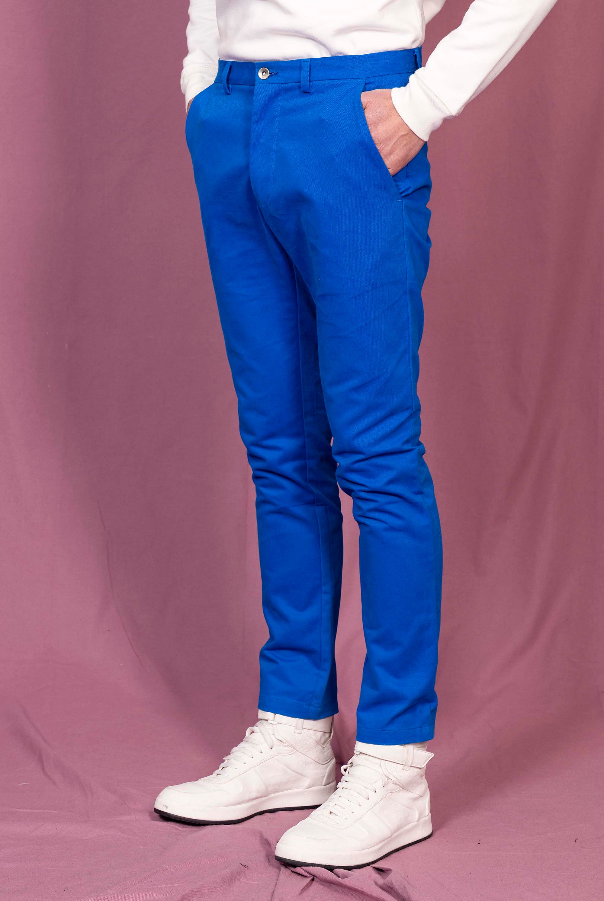 Pantalon General Bleu Saphir le pantalon classique affiche un esprit de distinction