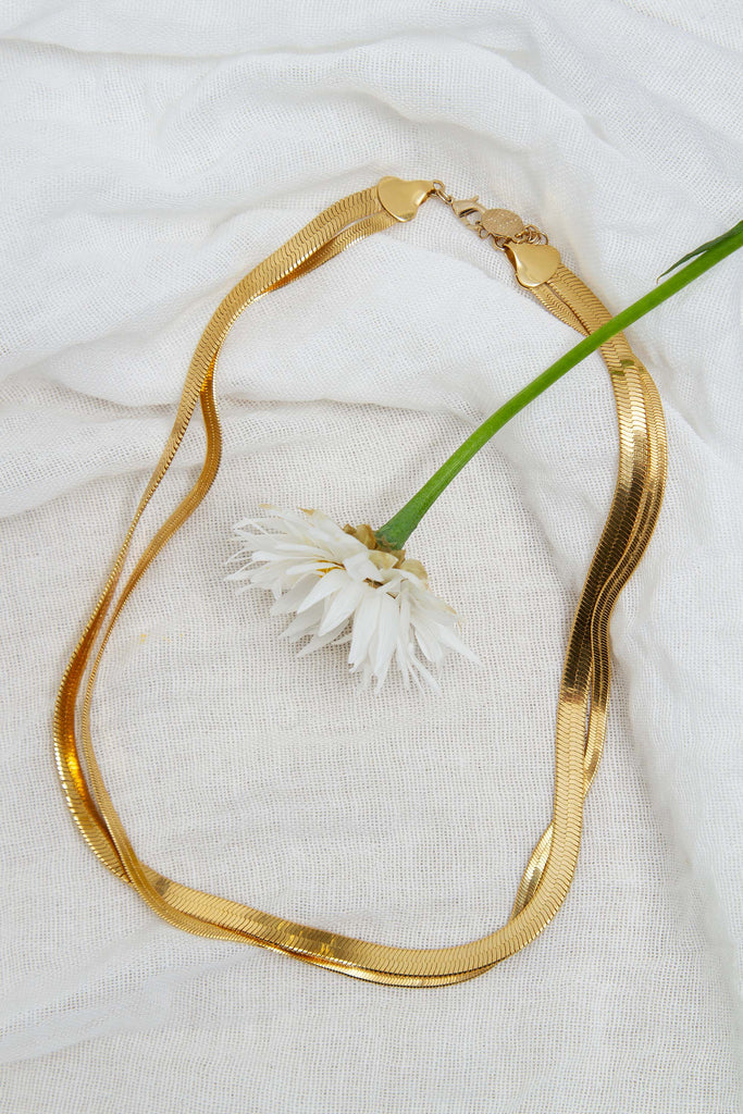 Ras-Le-Cou / Bracelet Geste Maxi Doré - Judith Benita Sélection pointue de bijoux soigneusement choisis auprès de créateurs Made in France