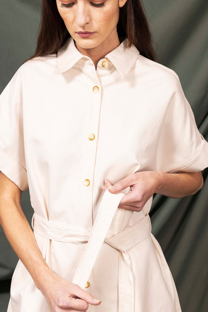 Robe Vega Ecru jouer la fantaisie avec les imprimés Misericordia pour un look féminin