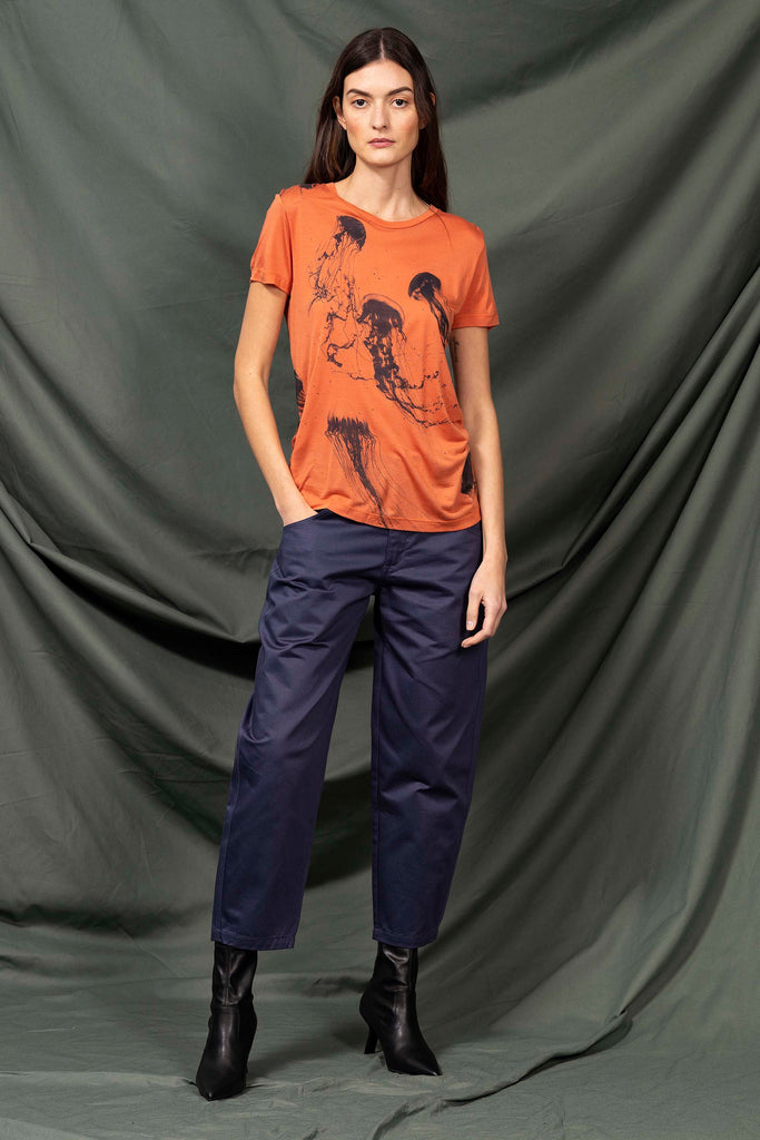 T-Shirt Medallon Medusas Orange modèles de t-shirts femme pour le quotidien, les vacances ou les week-end