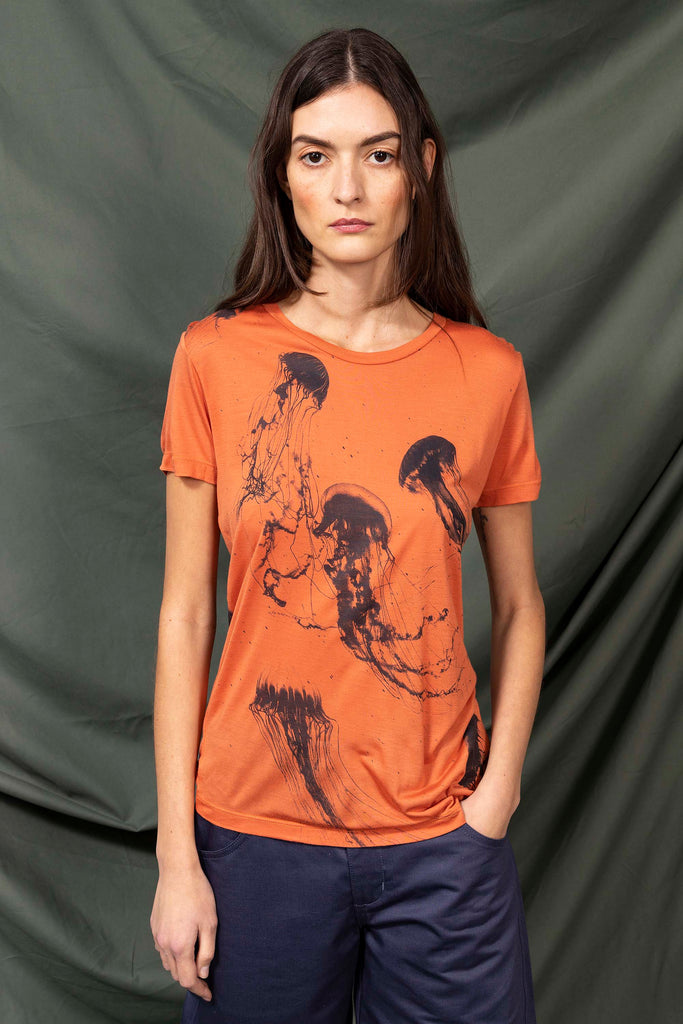 T-Shirt Medallon Medusas Orange sportive, rockeuse ou résolument bohème, les t-shirts Misericordia sont pour tous les goûts