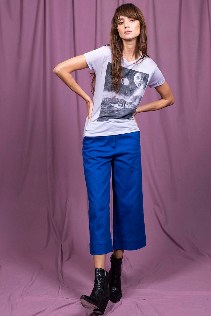 T-Shirt Medallon Surf Tigre Violet modèles de t-shirts femme pour le quotidien, les vacances ou les week-end