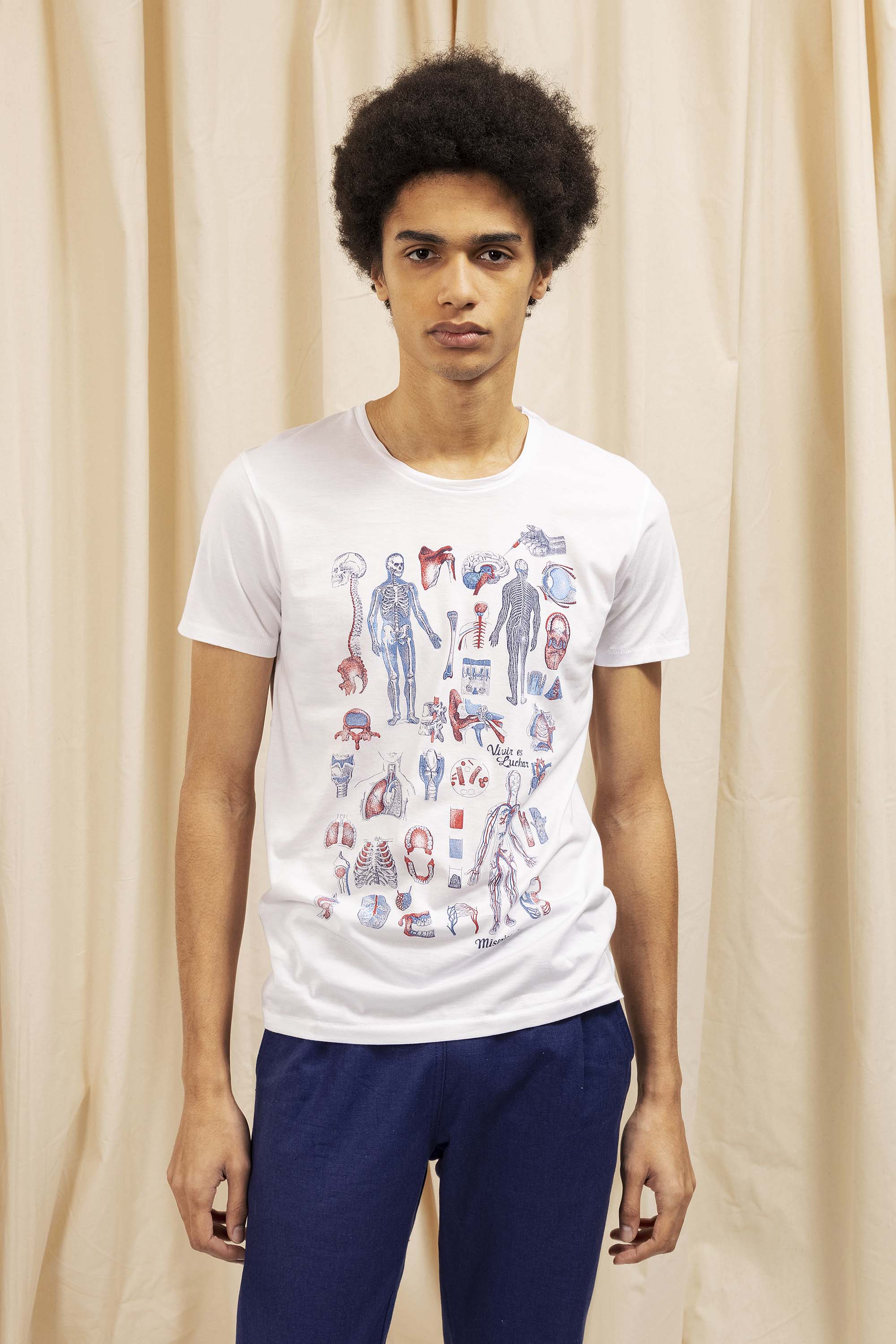 T-Shirt Querido Vacuna Blanc ligne structurée, tendance sporty, miser sur le confort