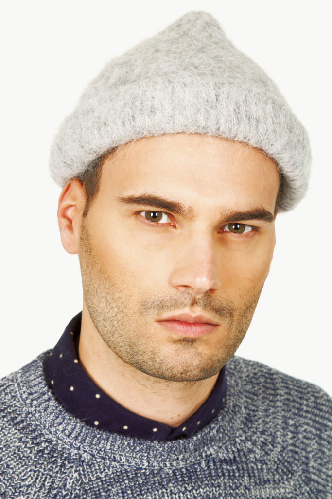 Bonnet Lija Gris Clair hiver au chaud protection du froid