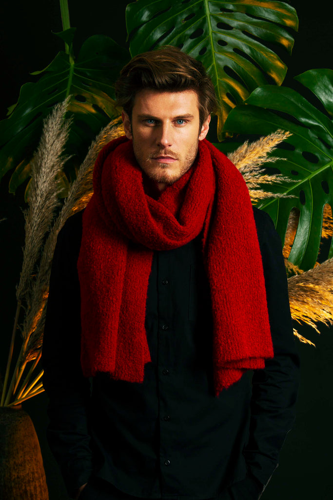 Écharpe Boucle Inmensa Rouge agréable à porter et très actuel écharpe immanquable du dressing mixte